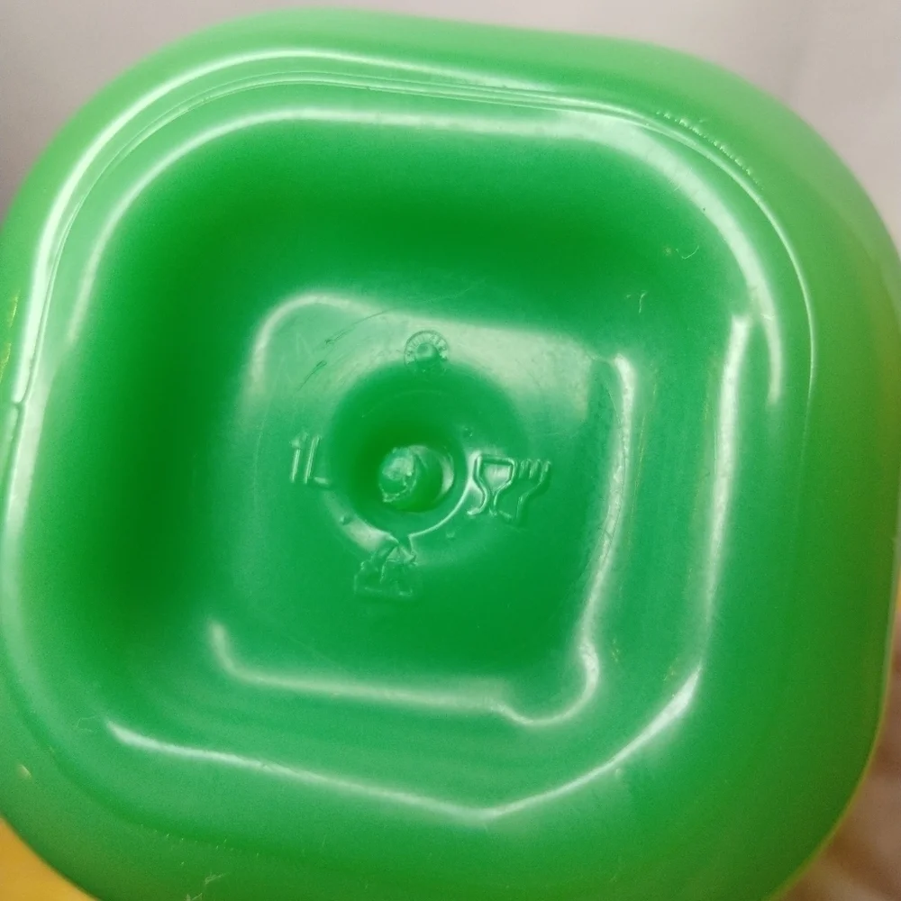 New Green Tupperware 1 Letter Eco Friendly Water Bottle